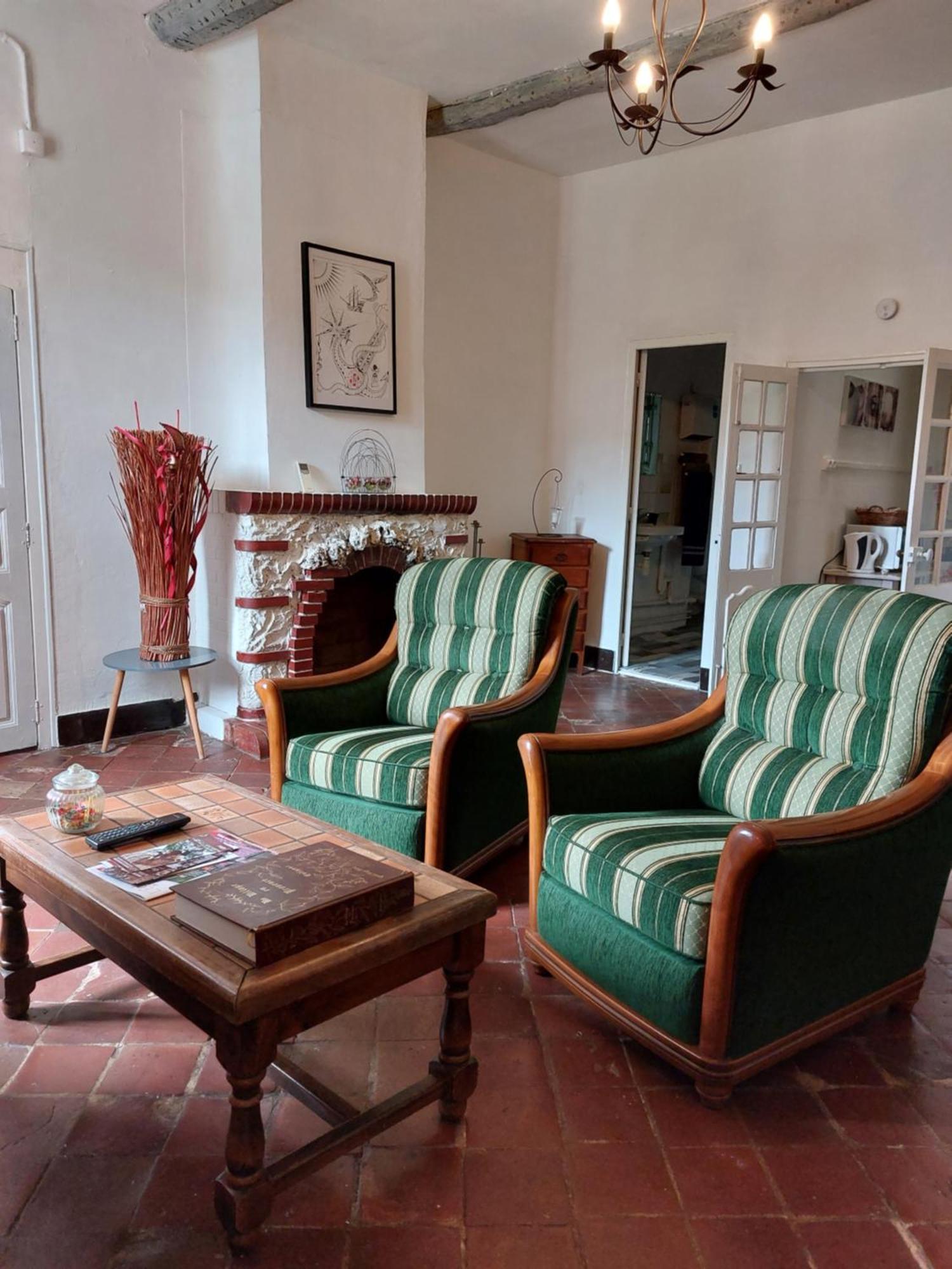 La Quietude Ξενοδοχείο Cotignac Εξωτερικό φωτογραφία